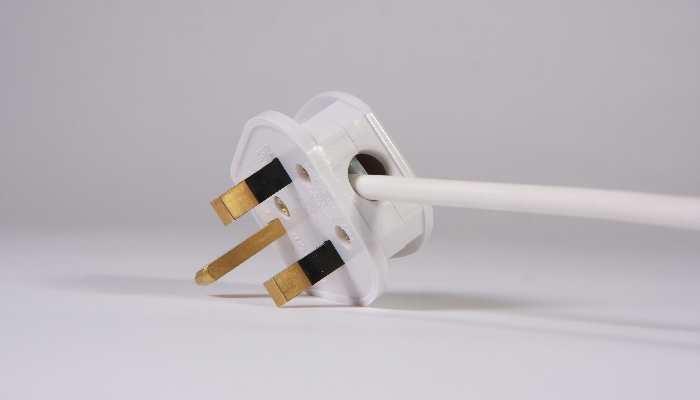 monitor plug